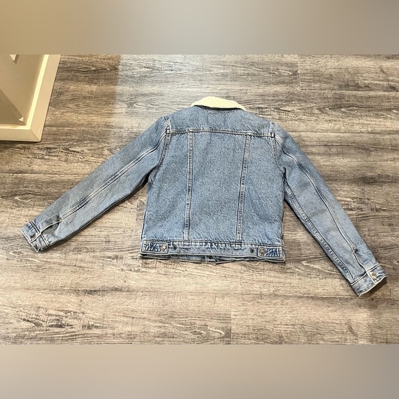 Levi’s trucker Sherpa Jean jacket - Picture 4 of 5